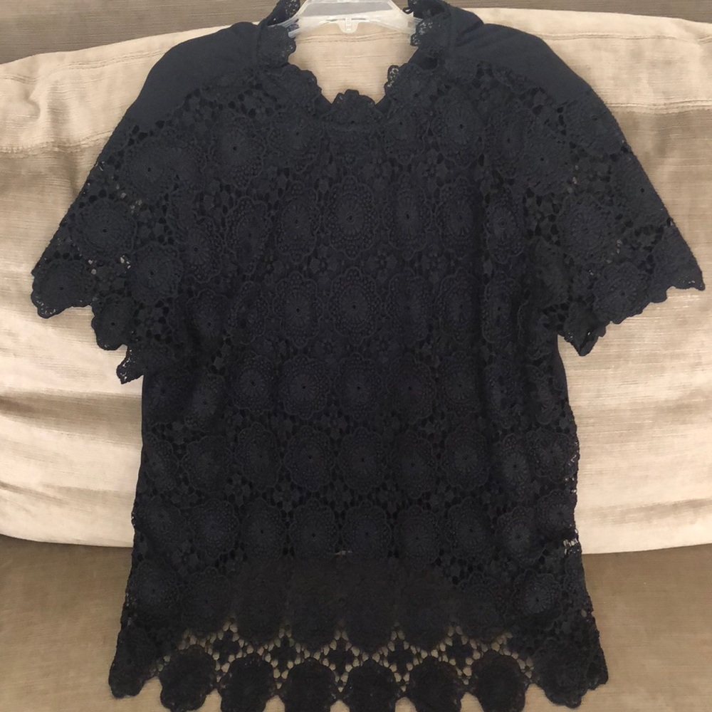 Shorts sleeve blouse